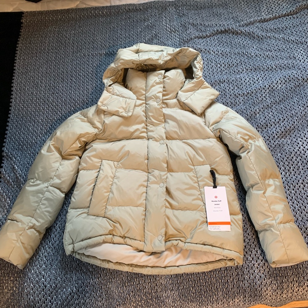 Lululemon Wunder Puff Jacket Raw Linen color size 0